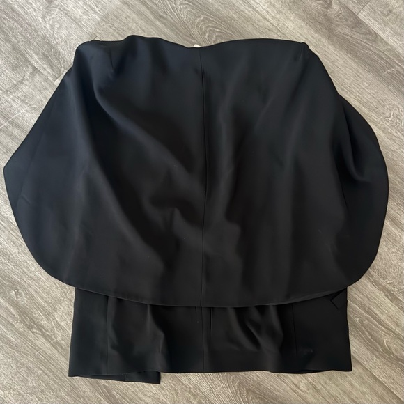 State of Being Amphora Dahlia Cape - Picture 6 of 6